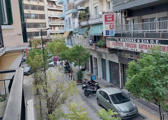 דירה Anibo & Zp413 *